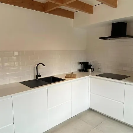 In With Garden & Bbq, Cleaning Included Ferienhaus