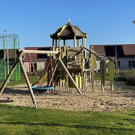 In With Garden & Bbq, Cleaning Included Koksijde